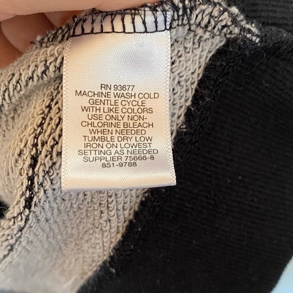 🐦‍⬛HOST PICK🐦‍⬛ Liz Claiborne Weekend Metallic Glitter Pullover Sweater size L - Picture 4 of 5